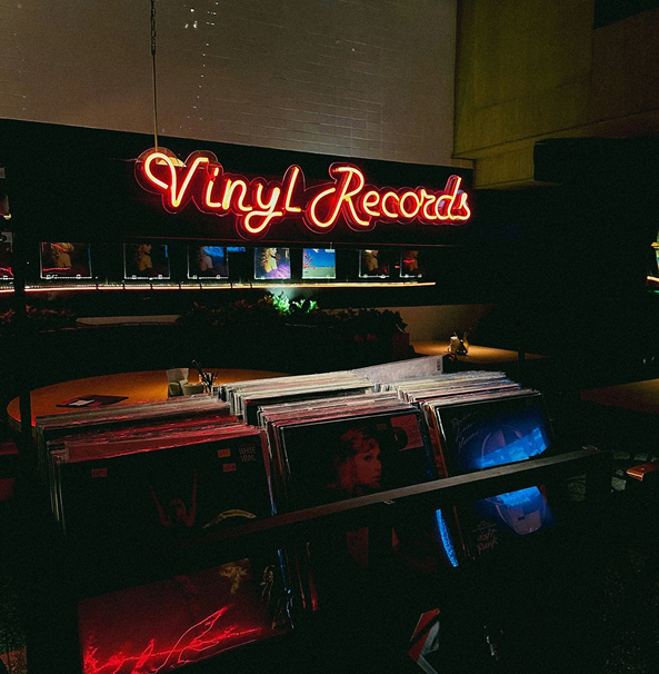 Record Img